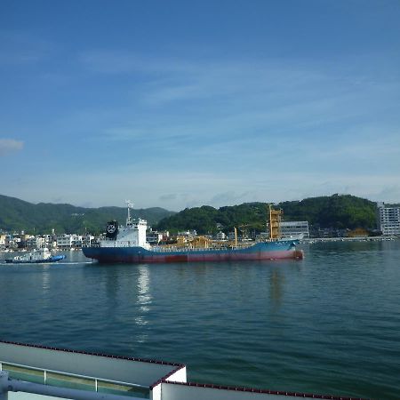 Sea Side Hostel Light House Onomichi Bagian luar foto