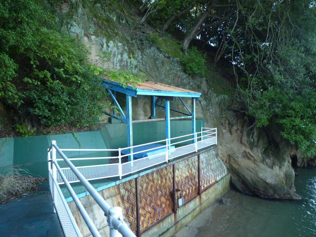 Sea Side Hostel Light House Onomichi Bagian luar foto