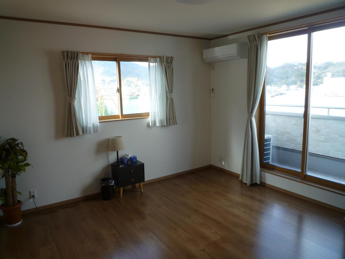 Sea Side Hostel Light House Onomichi Bagian luar foto